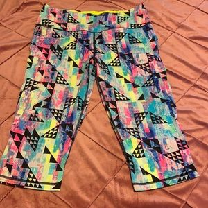 VSX Knockout Cropped Leggings